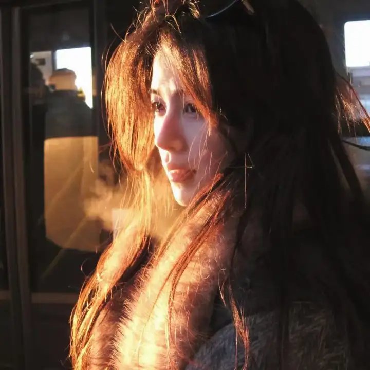 火山少女的爱愁